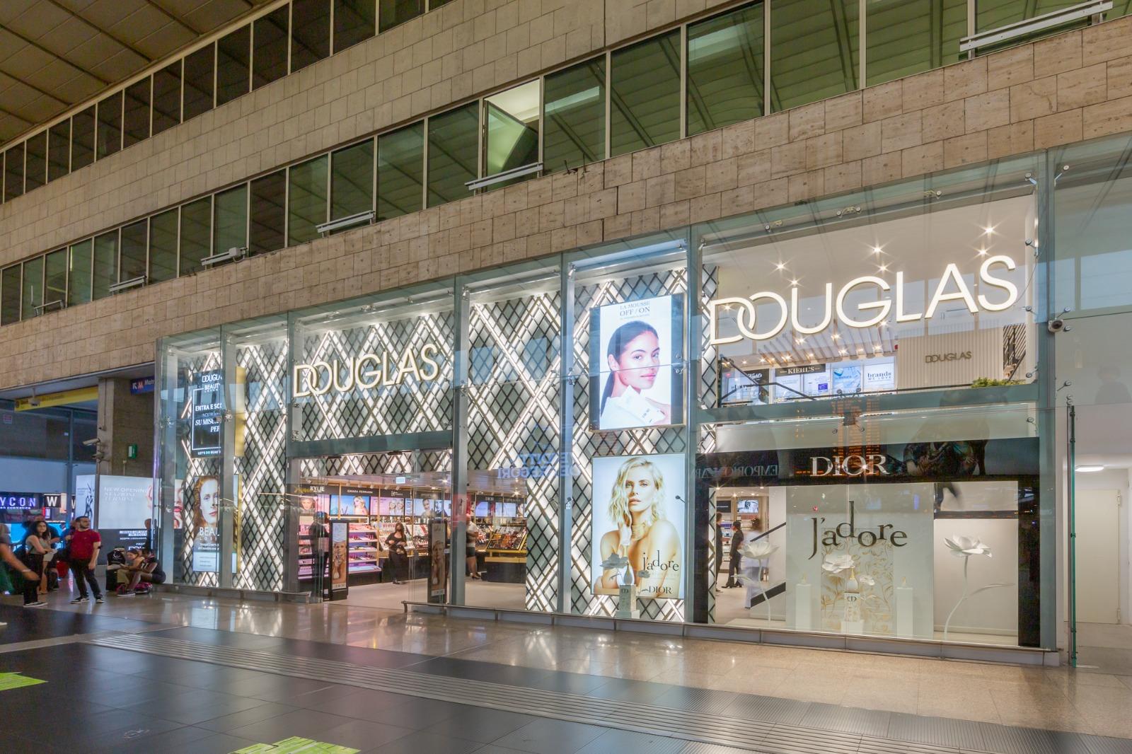 Roma Termini location del primo store Douglas nel mondo del Travel Retail